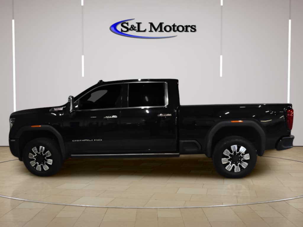 Used 2025 GMC Sierra 2500HD Denali Crew Cab