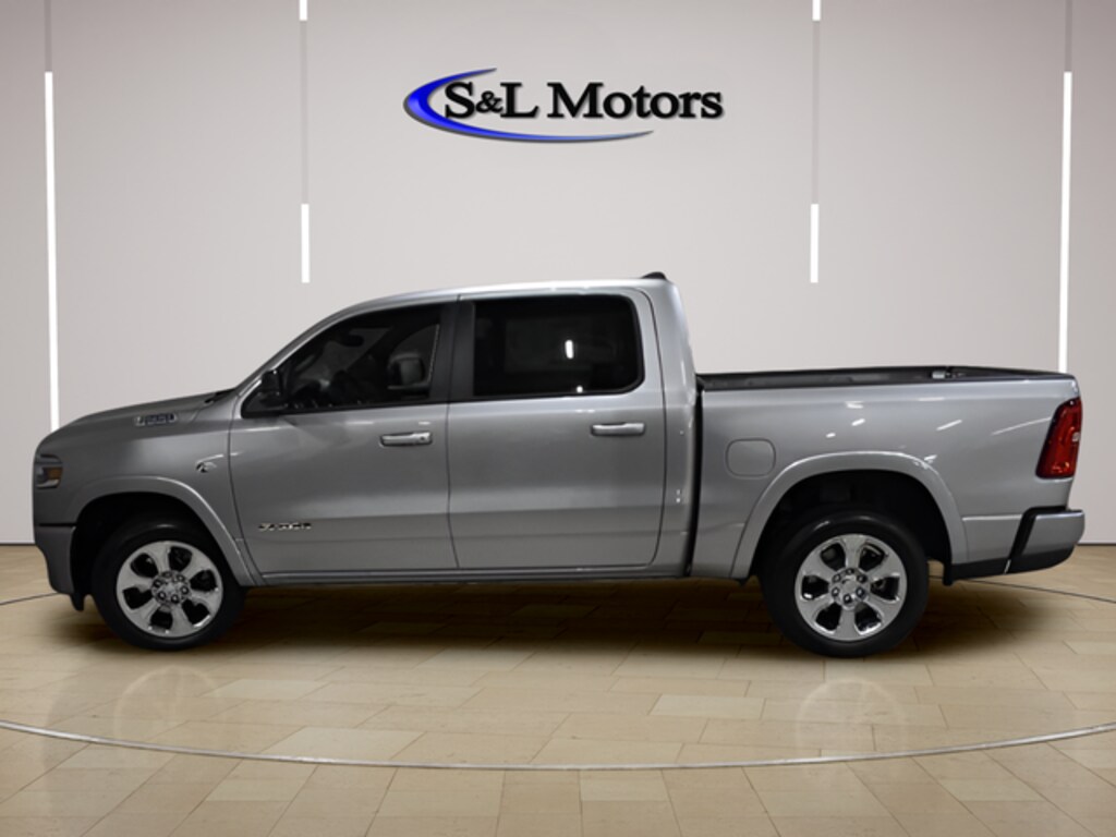 New 2026 Ram 1500 BIG HORN CREW CAB 4X4 5'7 BOX Pickup