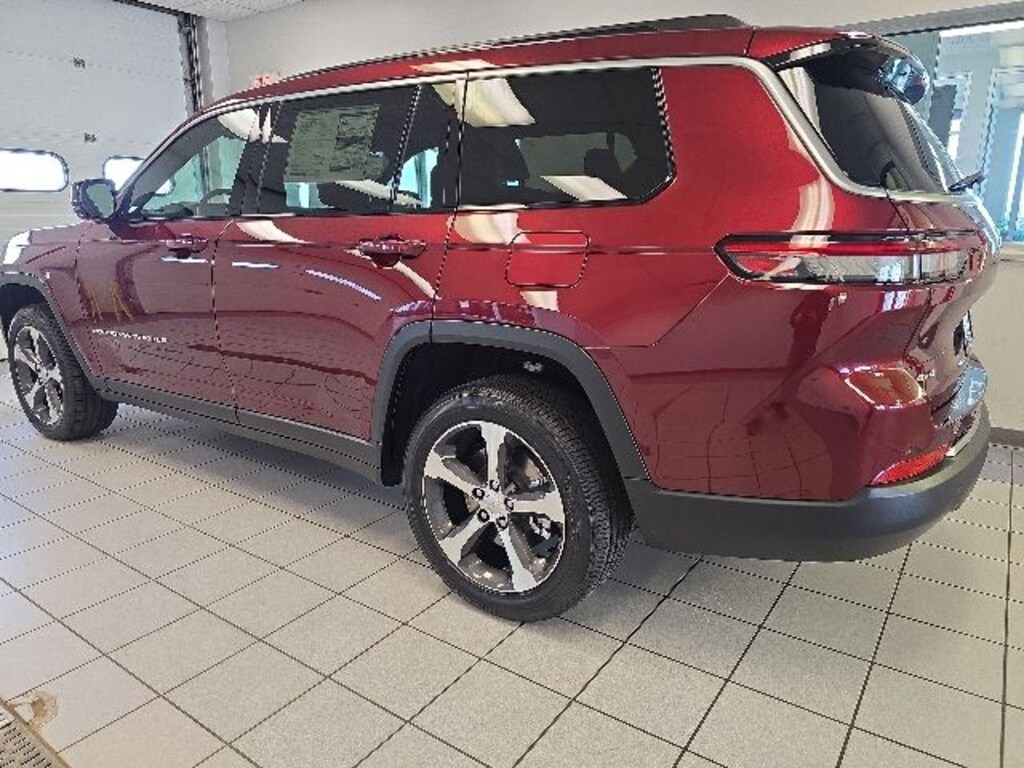 New 2026 Jeep Grand Cherokee L LIMITED 4X4 Sport Utility