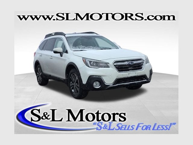 2019 Subaru Outback Limited's photo