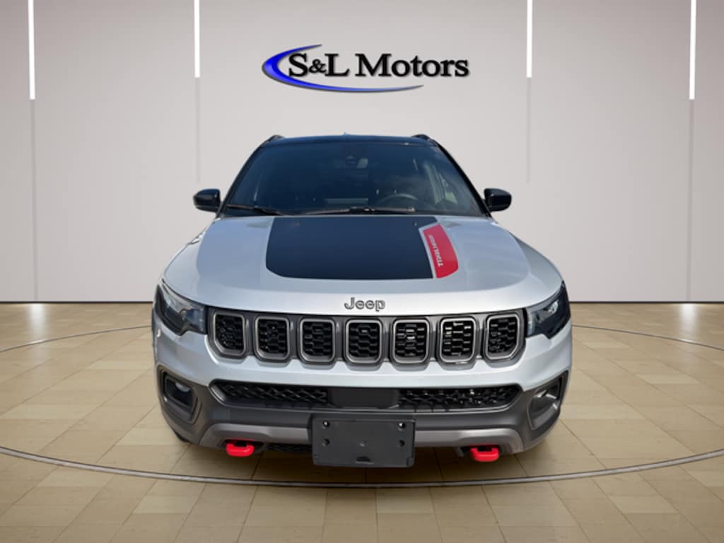 Certified 2025 Jeep Compass Trailhawk SUV