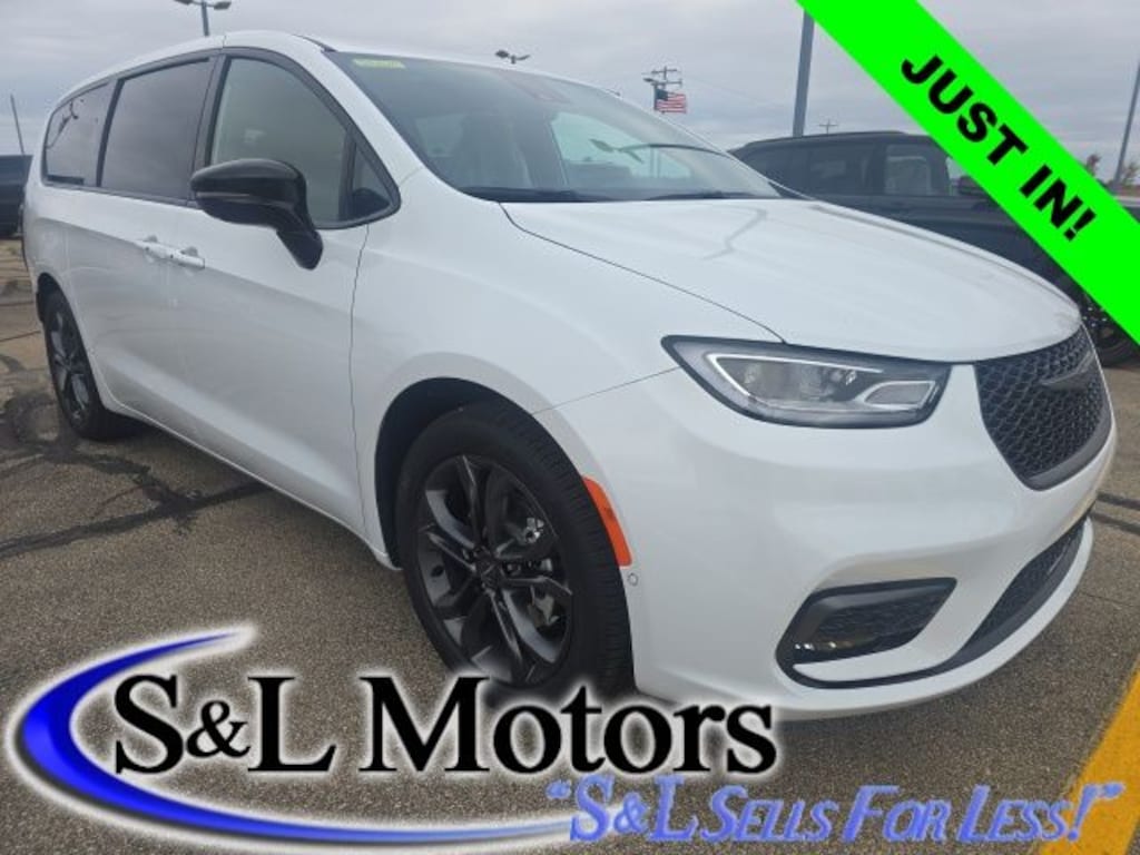 New 2026 Chrysler Pacifica SELECT Passenger Van