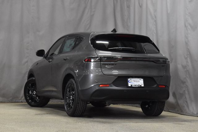 2025 Dodge Hornet GT photo 2