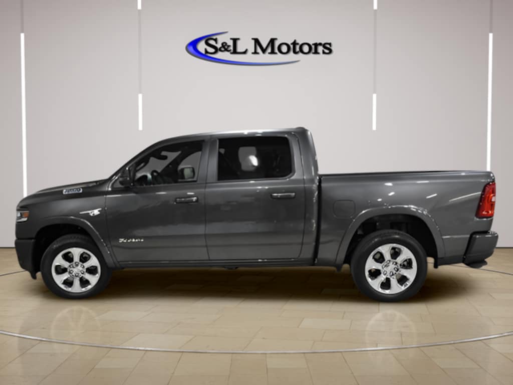 New 2026 Ram 1500 BIG HORN CREW CAB 4X4 5'7 BOX Pickup