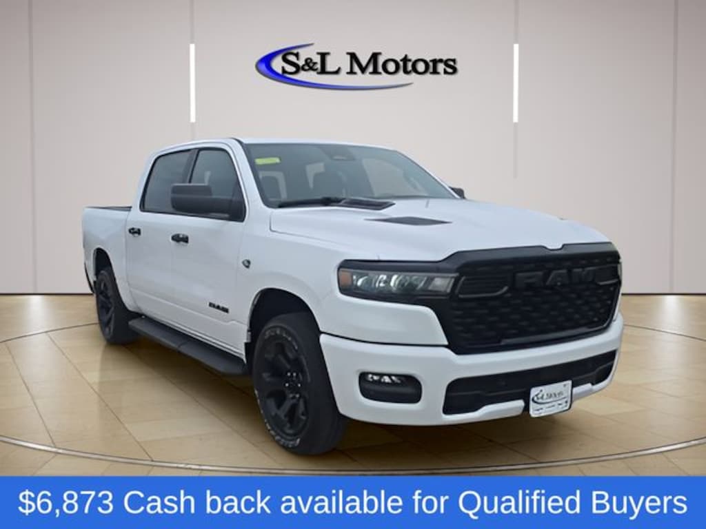 New 2026 Ram 1500 EXPRESS CREW CAB 4X4 5'7 BOX Pickup