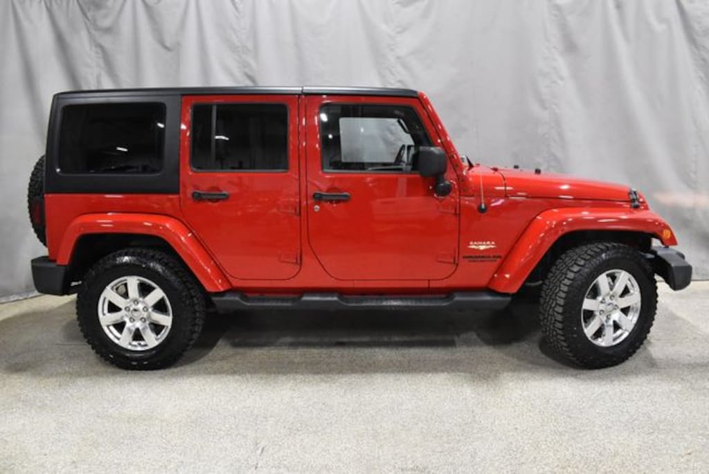 Used 2013 Jeep Wrangler Unlimited Sahara SUV