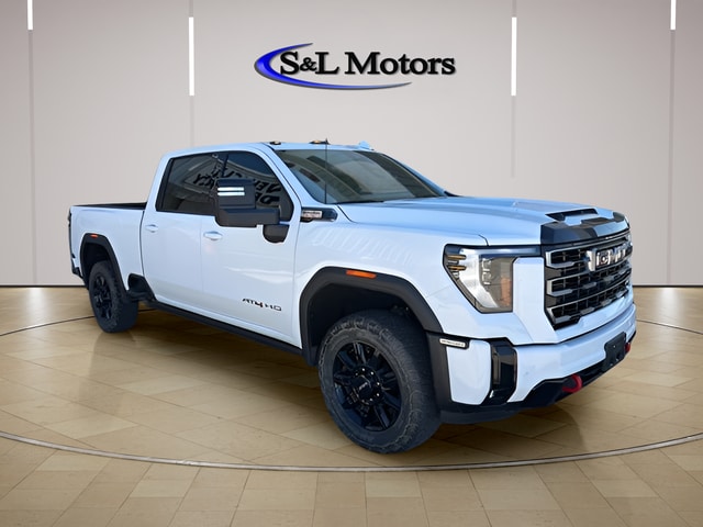 2025 GMC Sierra AT4 4WD Crew Cab Standard Box's photo