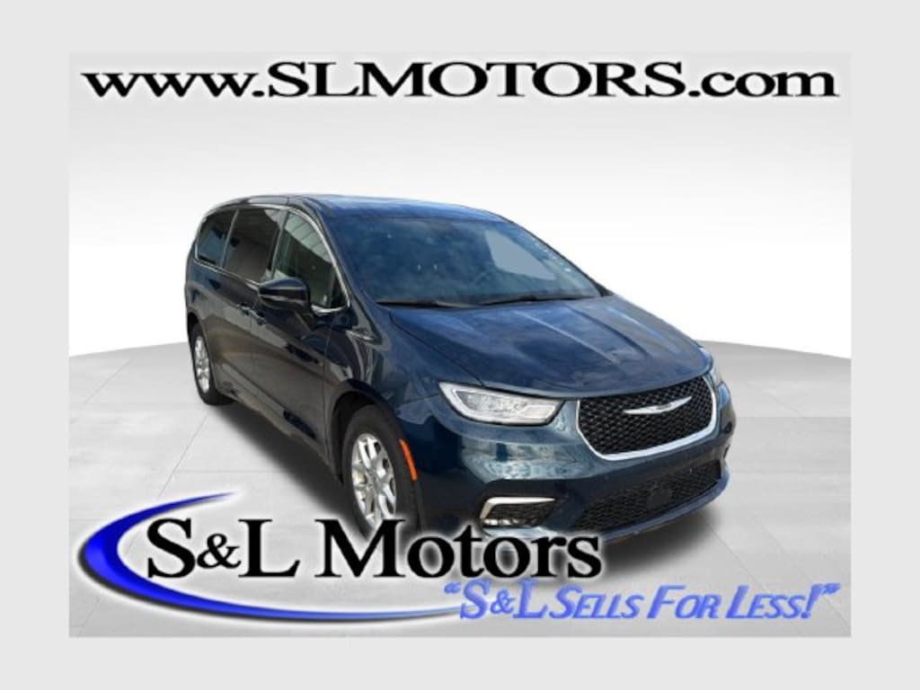 Certified 2025 Chrysler Pacifica Select Minivan/Van