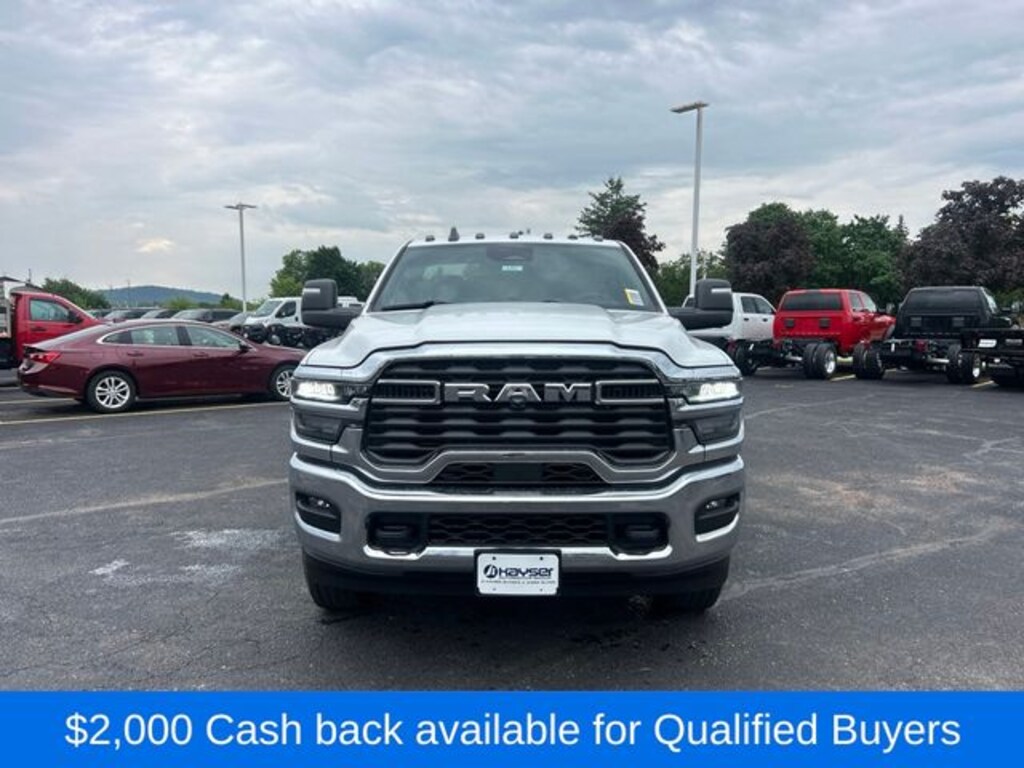 New 2026 Ram 2500 TRADESMAN REGULAR CAB 4X4 8' BOX Pickup
