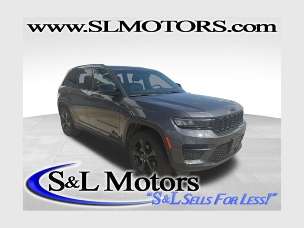 Used 2024 Jeep Grand Cherokee Altitude SUV