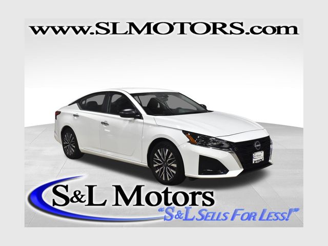 2025 Nissan Altima