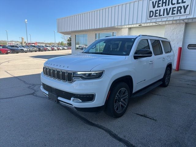 2024 Jeep Wagoneer L Series II 4WD's photo
