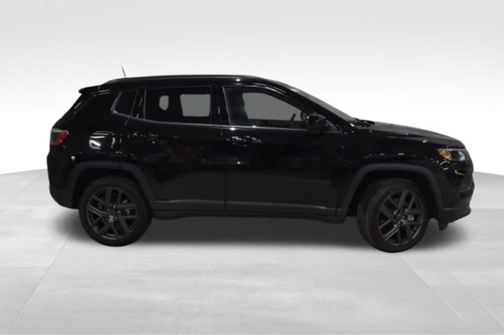 New 2026 Jeep Compass LATITUDE ALTITUDE 4X4 Sport Utility