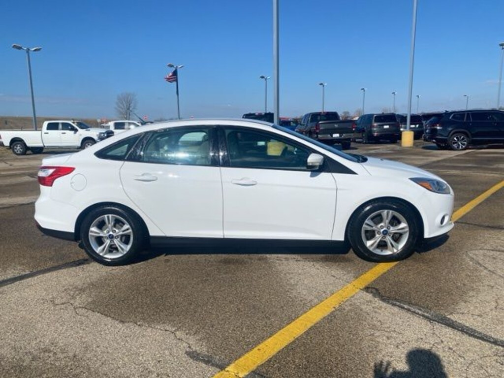 Used 2014 Ford Focus SE Sedan