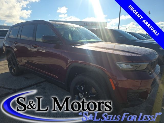 2025 Jeep Grand Cherokee L Altitude's photo