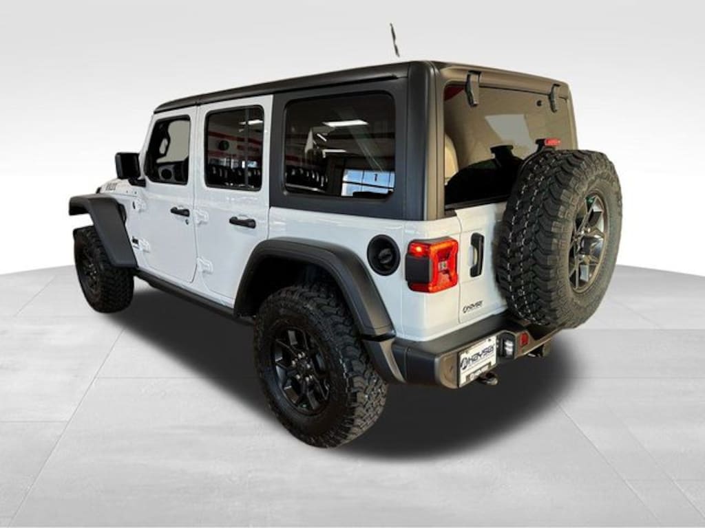 New 2026 Jeep Wrangler 4-DOOR WILLYS Sport Utility