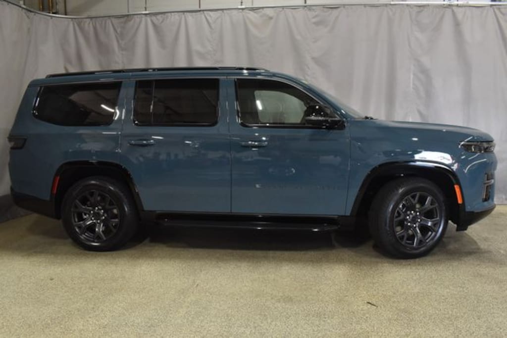 New 2026 Jeep Grand Wagoneer LIMITED ALTITUDE 4X4 Sport Utility