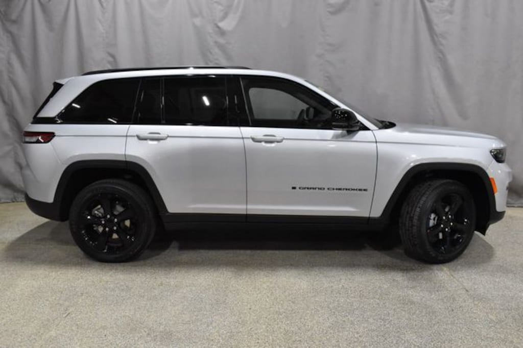 New 2025 Jeep Grand Cherokee ALTITUDE X 4X4 Sport Utility
