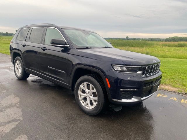 2023 Jeep Grand Cherokee L Limited 4x4's photo