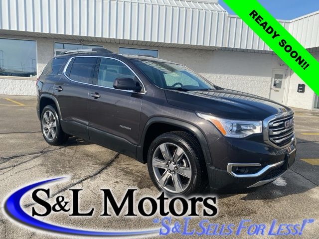 2017 GMC Acadia SLT-2's photo