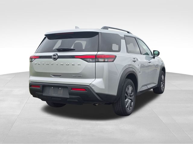 2024 Nissan Pathfinder SV photo 3