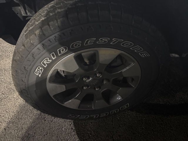 2018 Jeep Wrangler Unlimited Sahara photo 2
