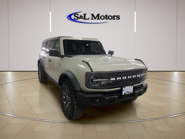 2025 Ford Bronco Badlands 4x4's photo