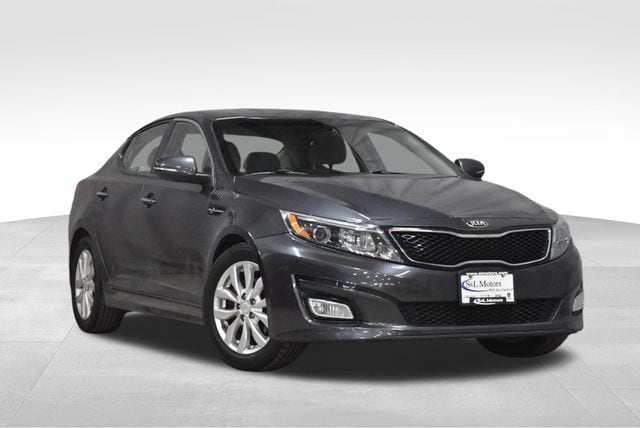 2015 Kia Optima LX's photo