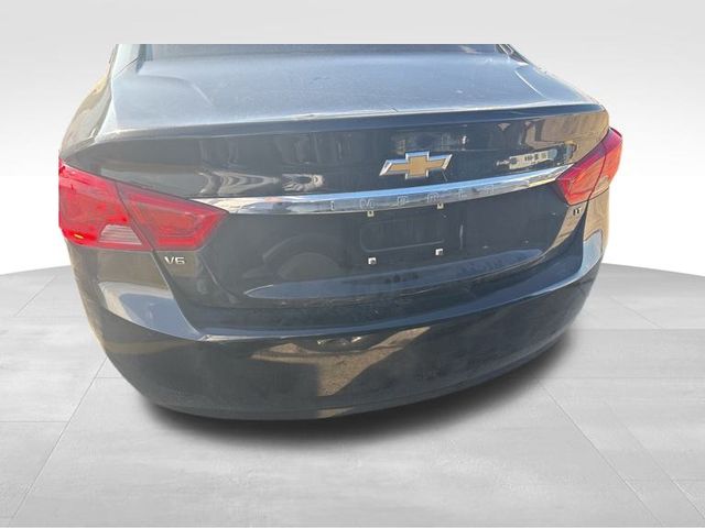 2018 Chevrolet Impala 1LT photo 4