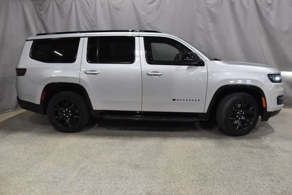 Used 2024 Jeep Wagoneer Series II SUV