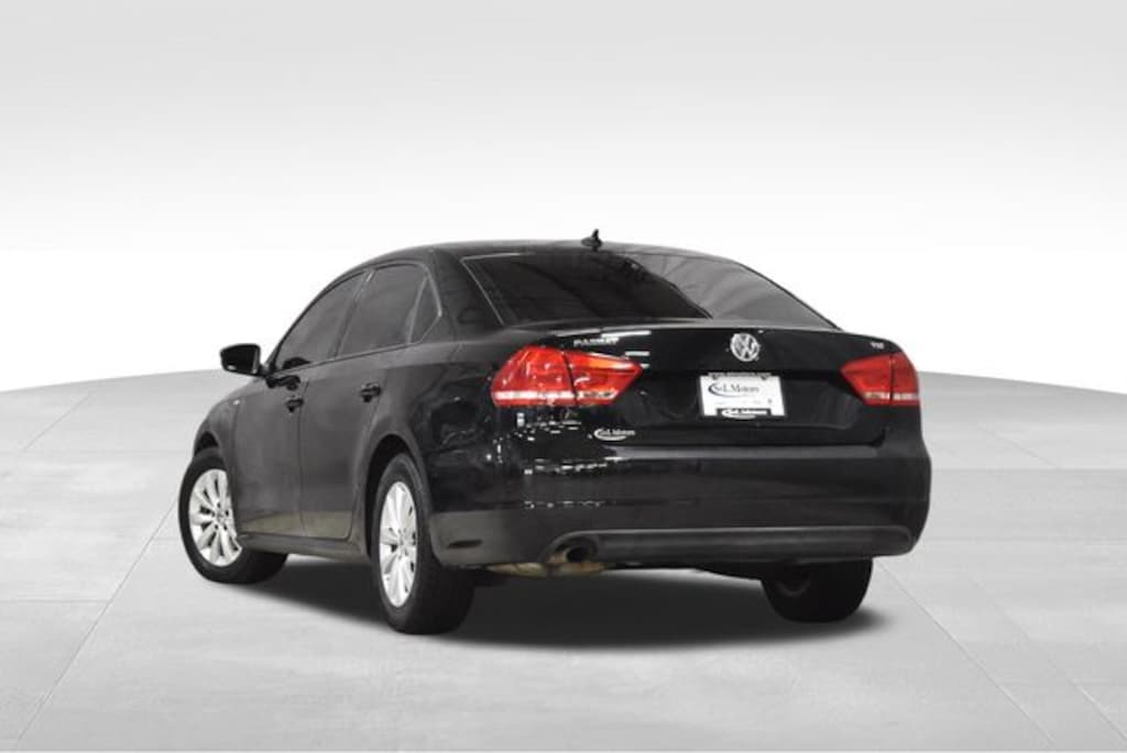 Used 2014 Volkswagen Passat 1.8T Wolfsburg Edition Sedan