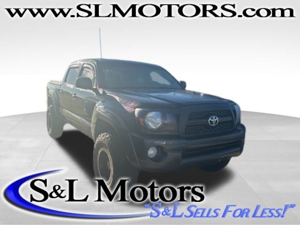 Used 2011 Toyota Tacoma Base Double Cab