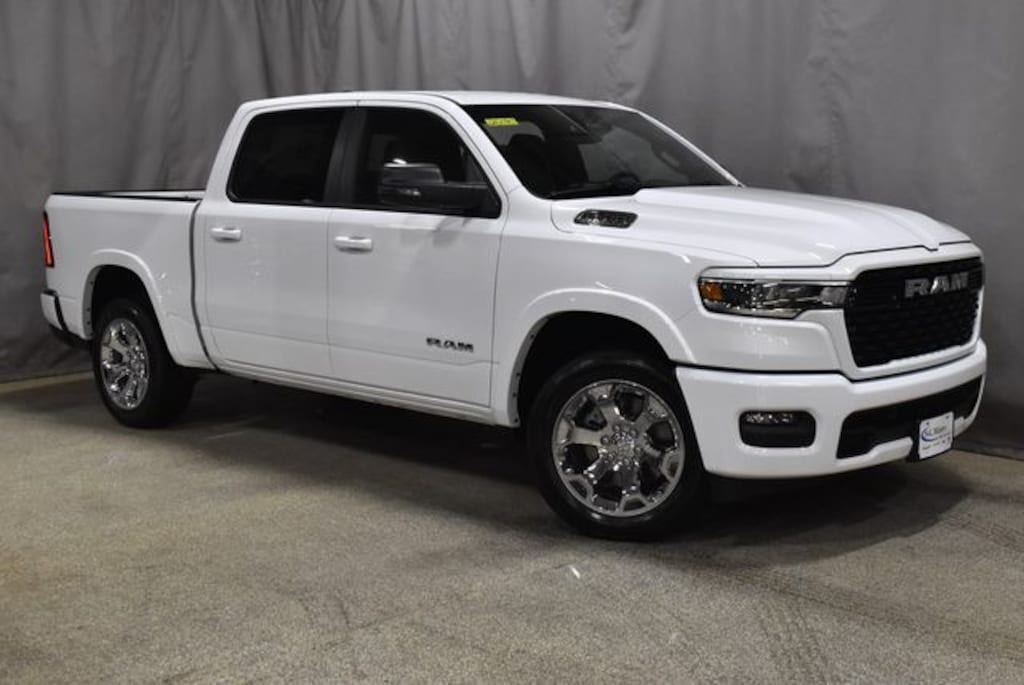 New 2026 Ram 1500 BIG HORN CREW CAB 4X4 5'7 BOX Pickup