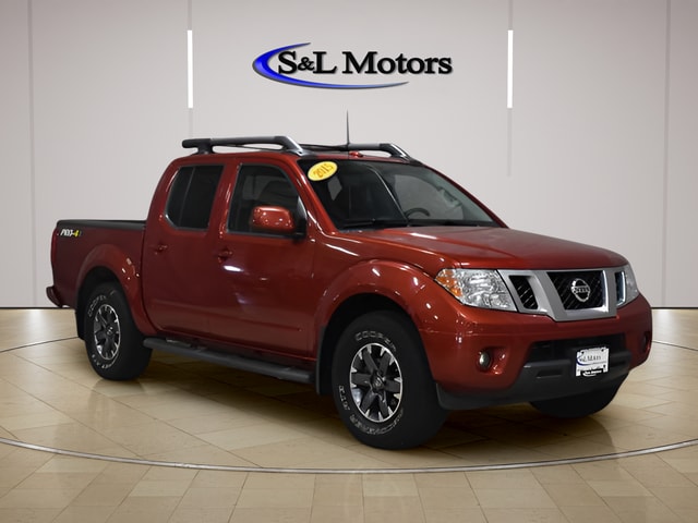 2015 Nissan Frontier 4.0 PRO-4X Crew Cab 4X4 AT's photo