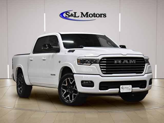 2026 RAM 1500 Laramie 4x4 Crew Cab 5'7's photo