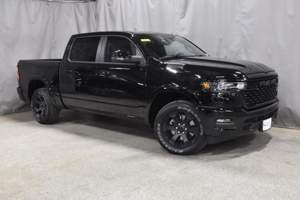 New 2026 Ram 1500 BIG HORN CREW CAB 4X4 5'7 BOX Pickup