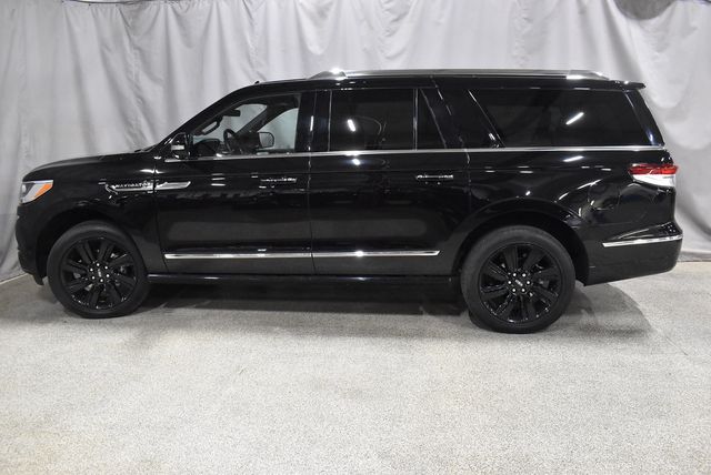 2024 Lincoln Navigator L Reserve photo 2