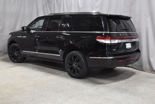 2024 Lincoln Navigator L Reserve photo 3