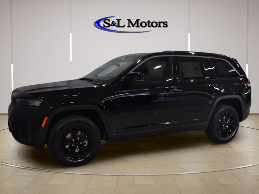 New 2026 Jeep Grand Cherokee LAREDO ALTITUDE 4X4 Sport Utility