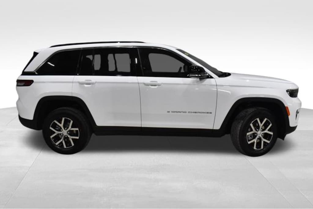 New 2025 Jeep Grand Cherokee LIMITED 4X4 Sport Utility