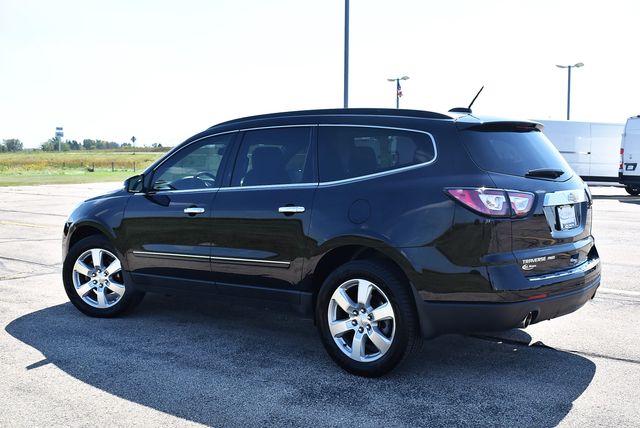 2017 Chevrolet Traverse Premier photo 3