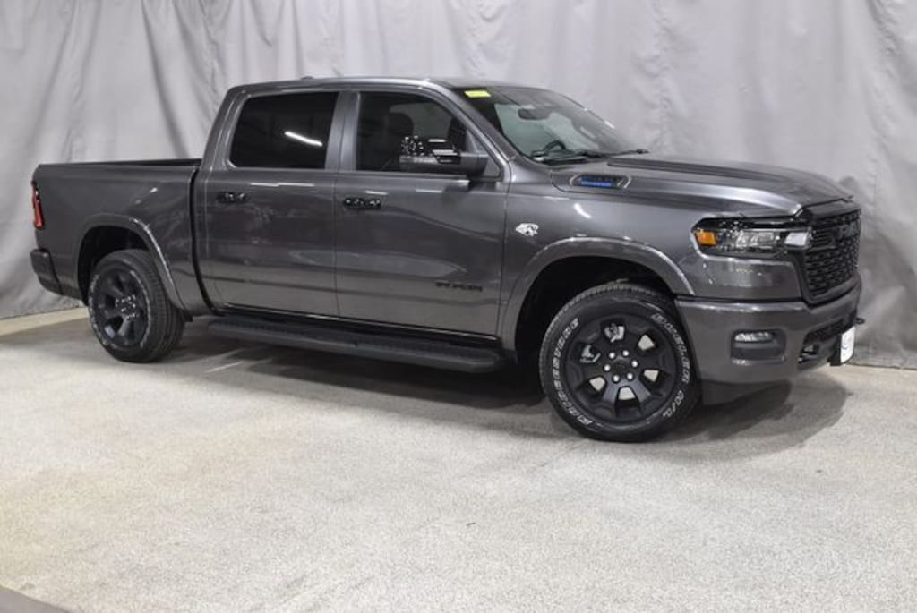 New 2026 Ram 1500 BIG HORN CREW CAB 4X4 5'7 BOX Pickup