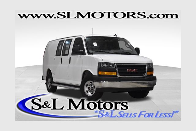 2024 GMC Savana Cargo Work Van's photo