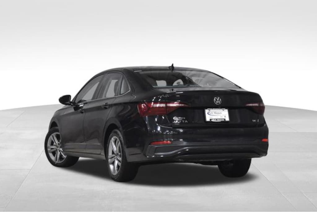 Used 2024 Volkswagen Jetta 1.5T SE Sedan