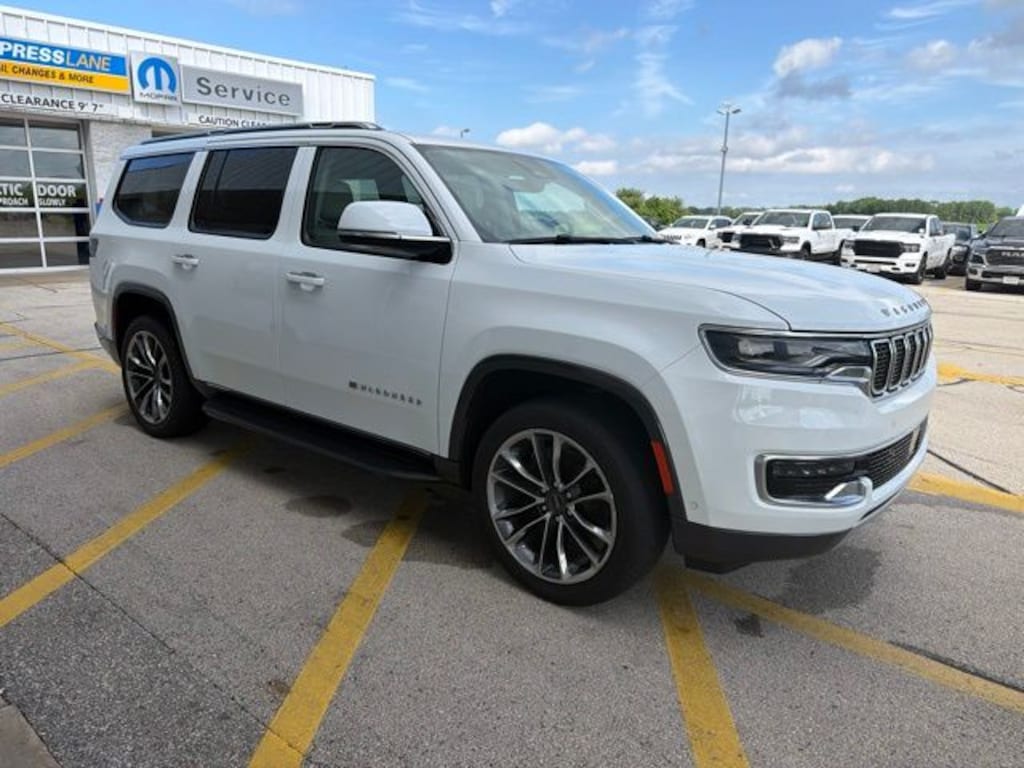 Used 2022 Jeep Wagoneer Series II SUV