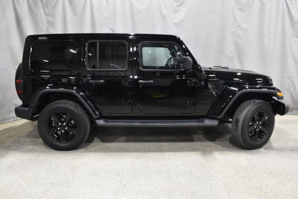 Used 2020 Jeep Wrangler Unlimited Sahara SUV