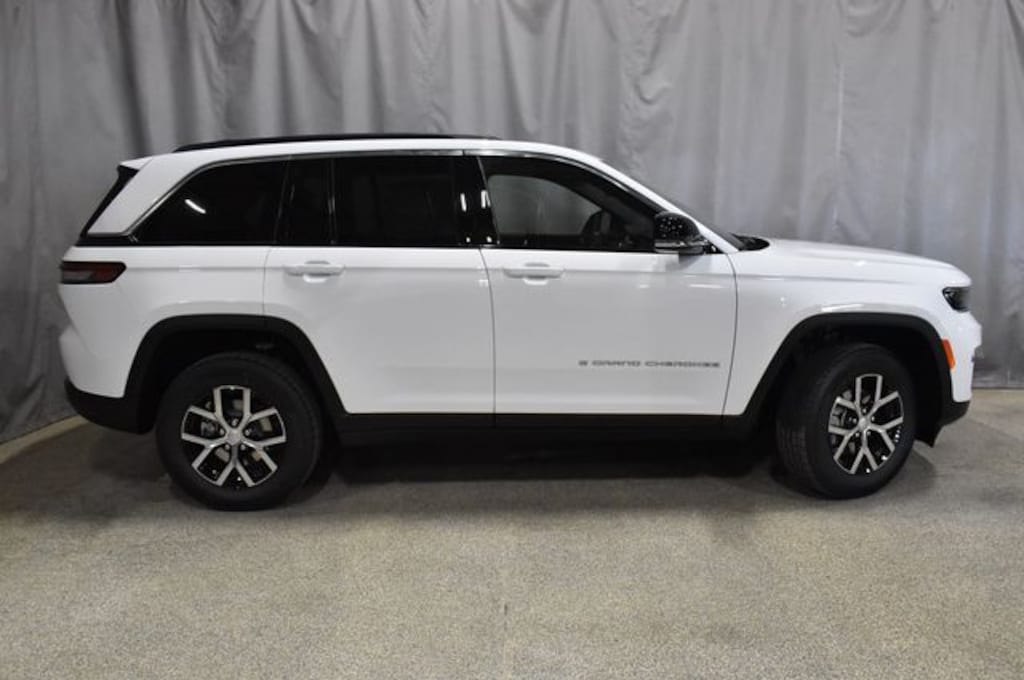 New 2025 Jeep Grand Cherokee LIMITED 4X4 Sport Utility