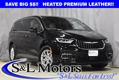 2025 Chrysler Pacifica SELECT Passenger Van