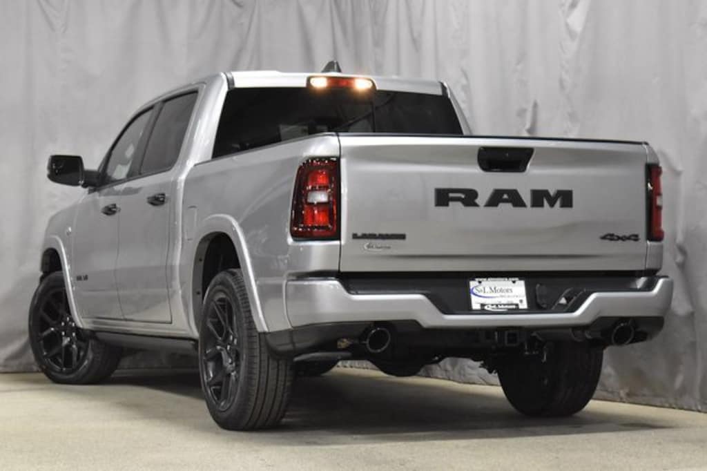 New 2026 Ram 1500 LARAMIE CREW CAB 4X4 5'7 BOX Pickup