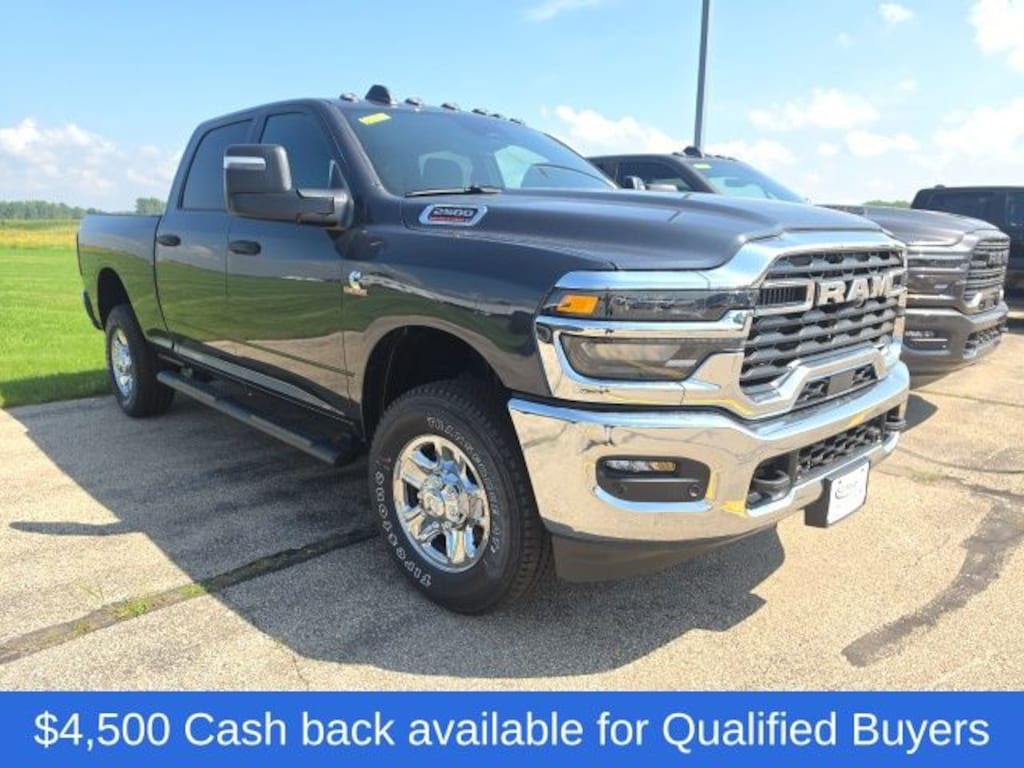 New 2026 Ram 2500 TRADESMAN CREW CAB 4X4 6'4 BOX Pickup